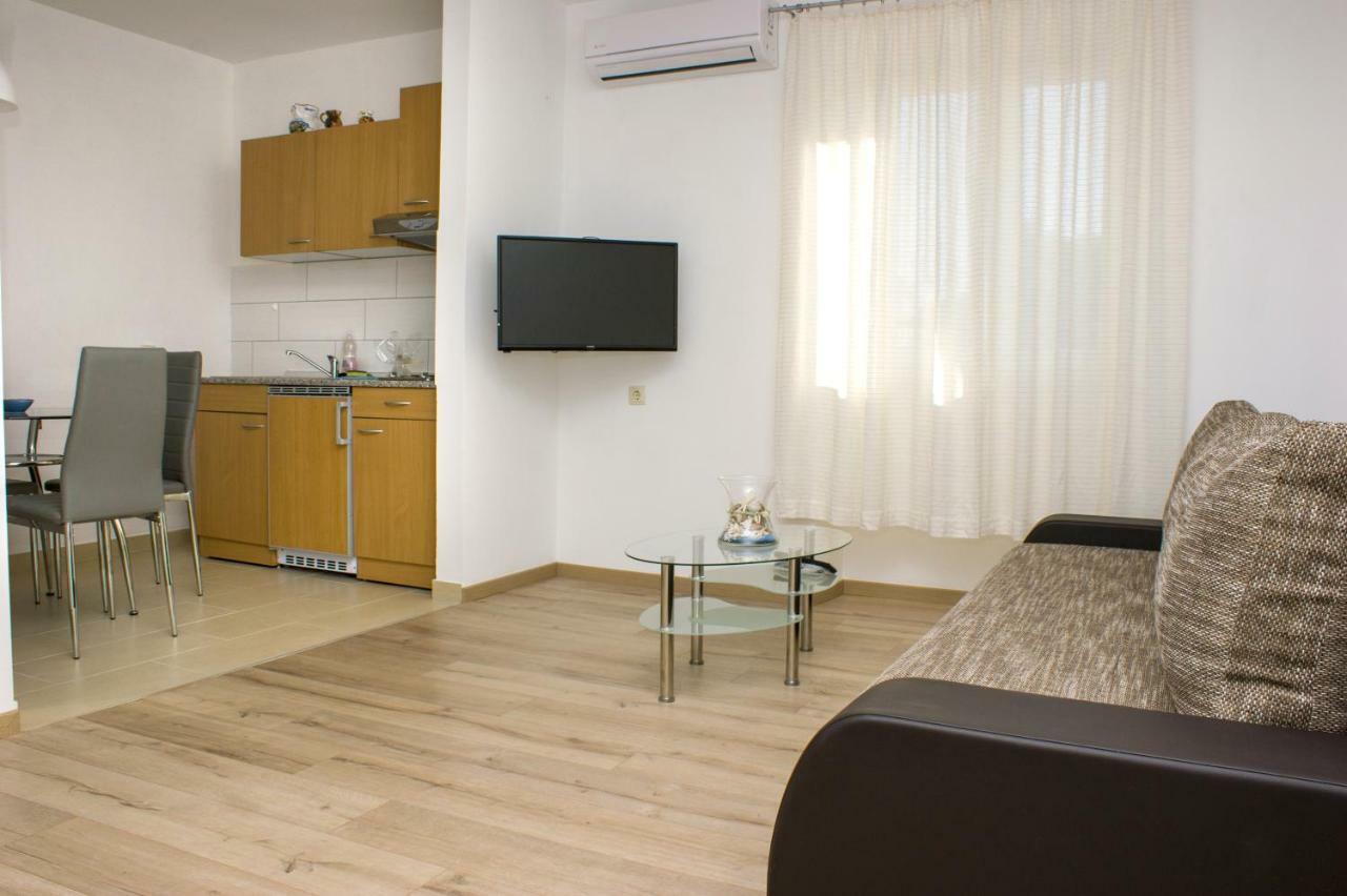 Apartments Martina Banjole Exterior foto